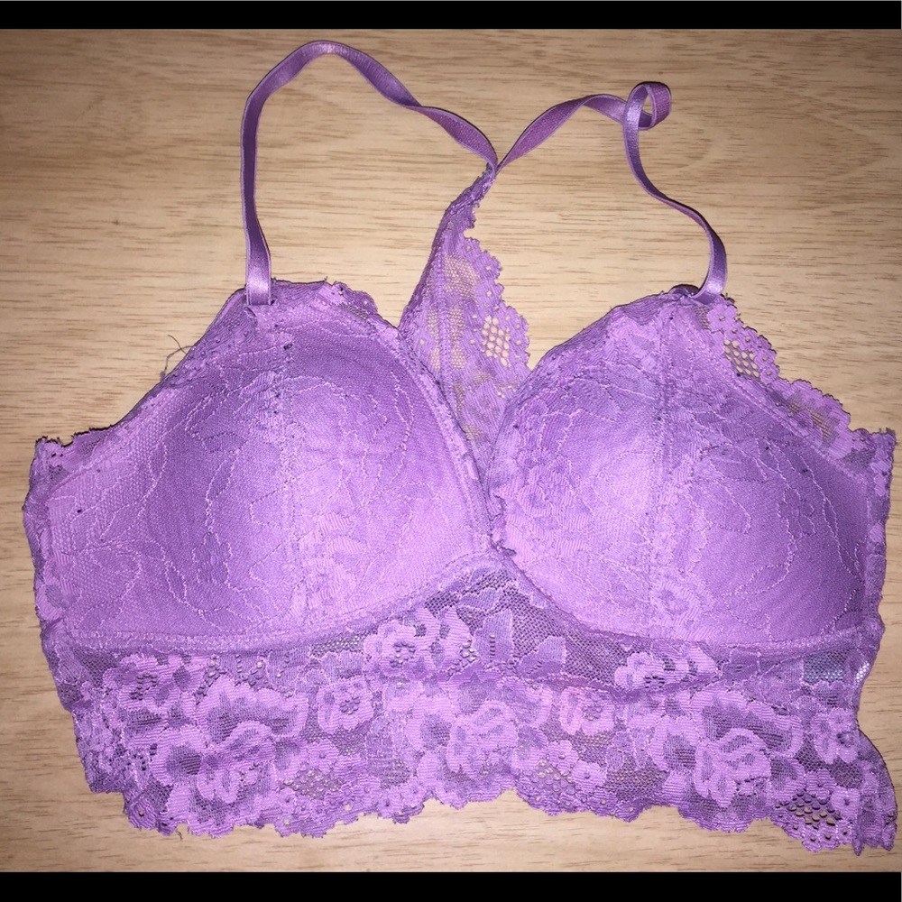 Bralette/bra lot size small- medium 34B Aero